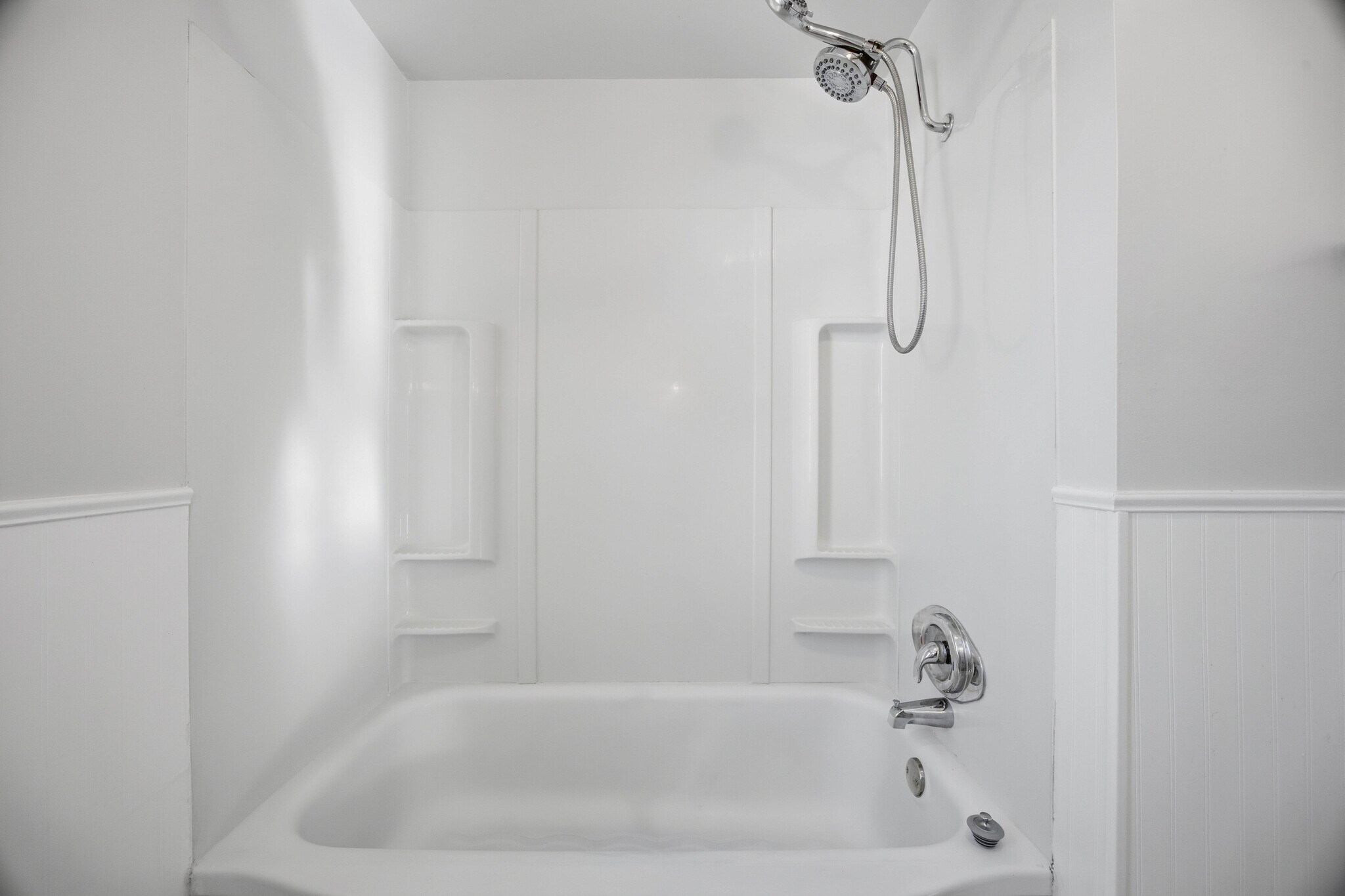 Building Photo - 470 Falstaff Rd