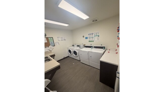 Building Photo - 424 Franklin St