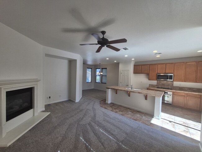 Building Photo - Spacious Four Bedroom, Three Bath Home in ...