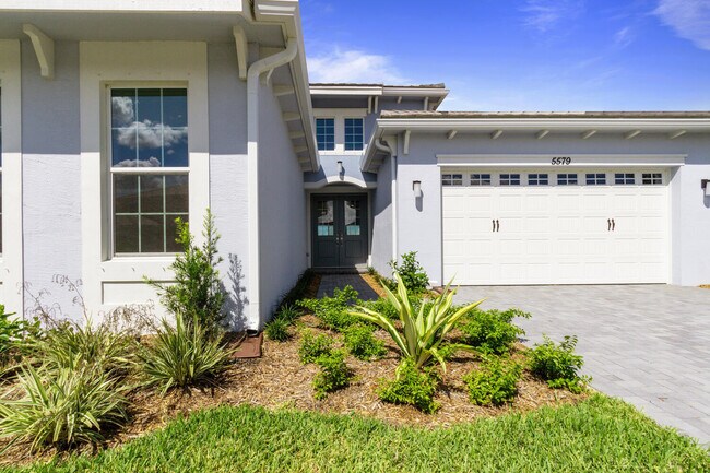 Building Photo - 5579 Liberty Ln