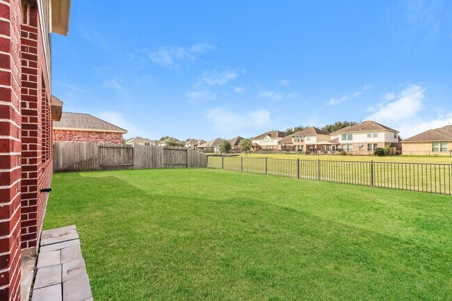 Building Photo - 5906 Watford Bend