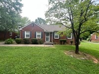 Building Photo - MTSU  one block away!  Do not miss this one!