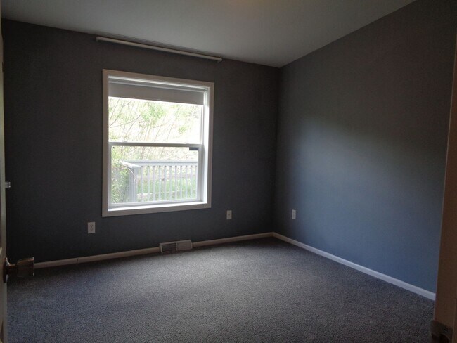 Building Photo - 4511 Gray Fox Heights