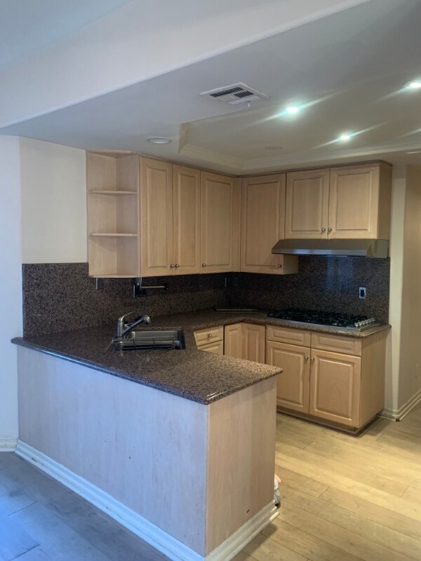 Building Photo - 14290 Dickens St