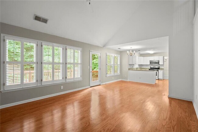 Building Photo - 1158 Manor Crest Ct NE