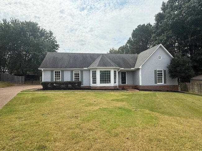 Building Photo - 44 Bloomfield Cove
