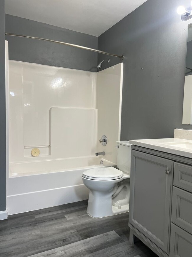 Building Photo - 13301 Kanis Rd