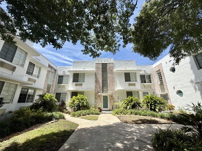Building Photo - 1605 Jefferson Ave