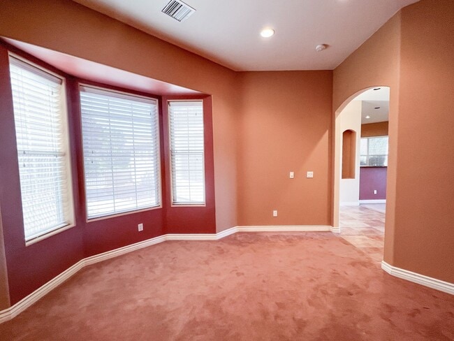 Building Photo - HOUSE - CORNVILLE/COTTONWOOD -GYM/POOL- VE...