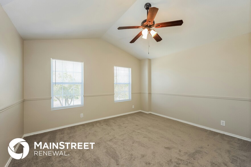 Building Photo - 7546 Elegante Way