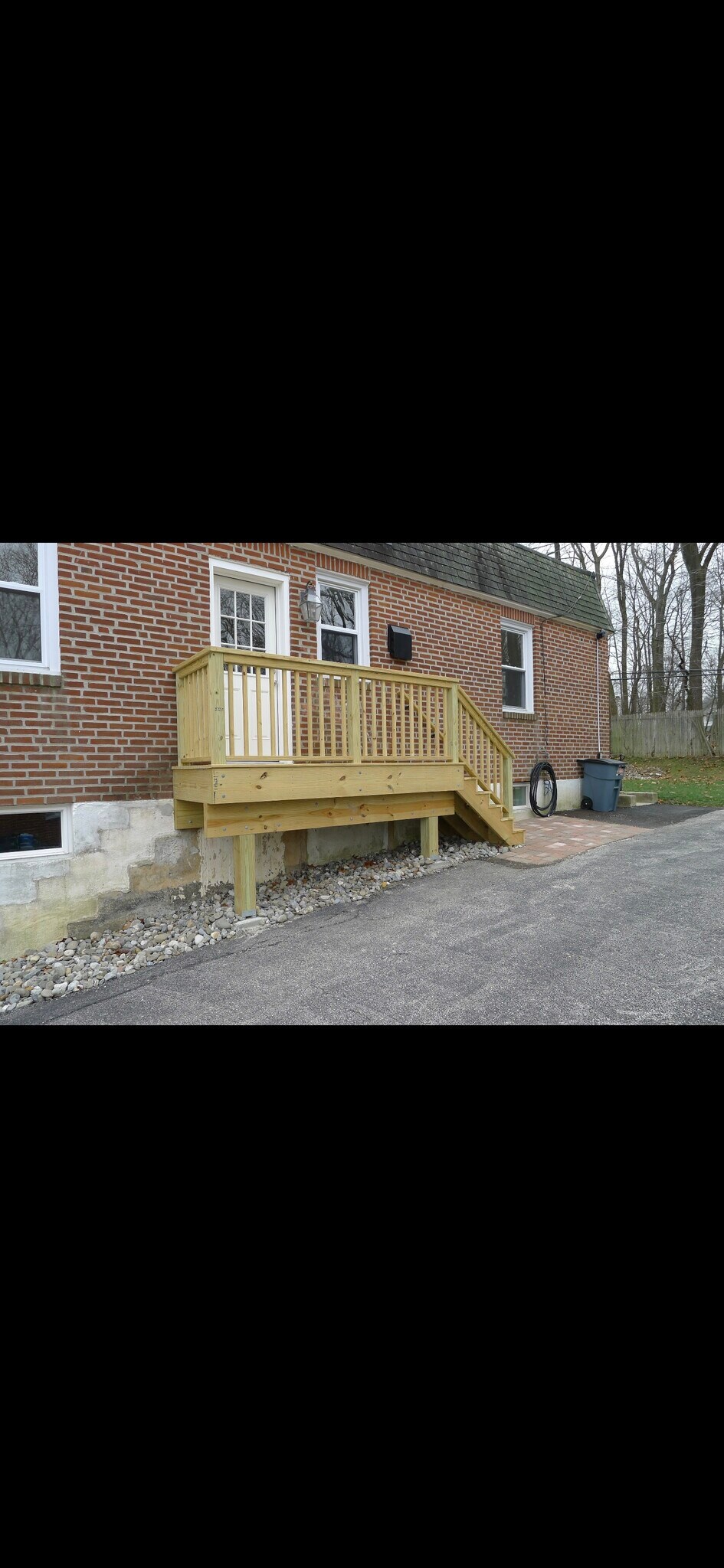 Building Photo - 278 Valley View Road