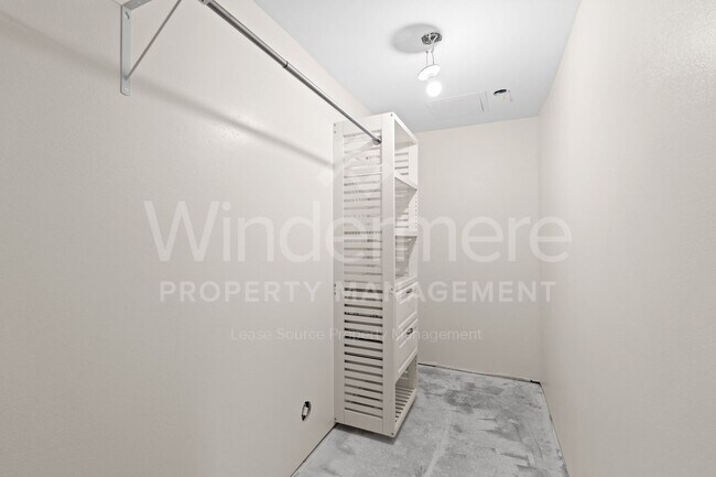 Building Photo - Beautiful 4-Bedroom Home In The South Hill With Solar Panels - Save On Utilities