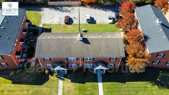 Building Photo - 208 Windley St