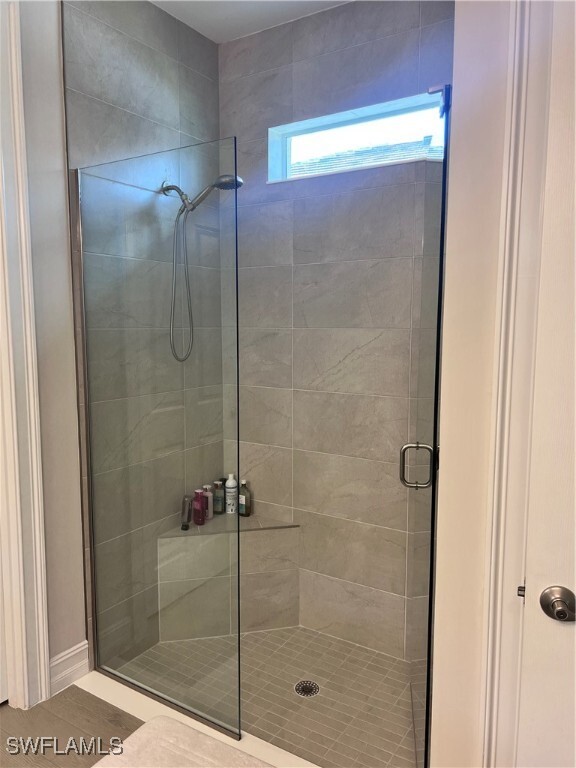 Building Photo - 410 Tamarindo Ln