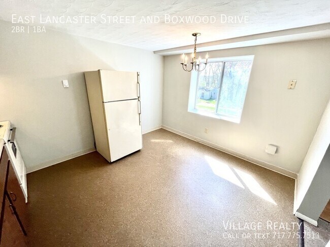 Building Photo - 308 E Lancaster St