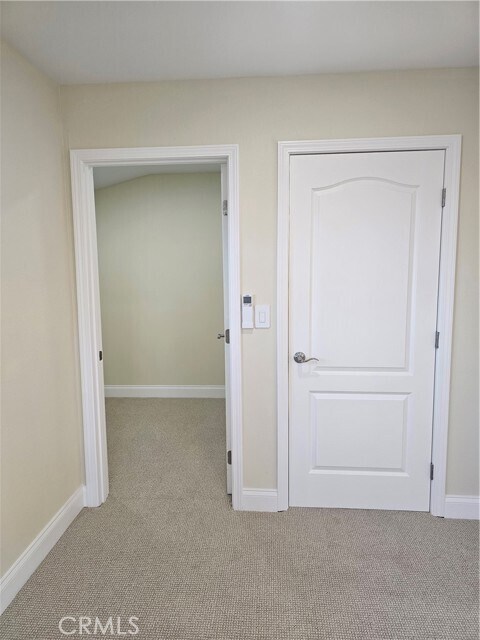 Building Photo - 2641 Valley View Ave