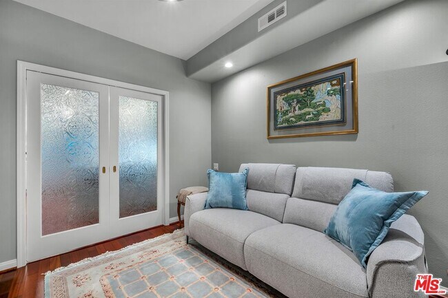 Building Photo - 11740 Sunset Blvd