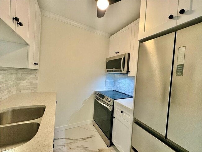 Building Photo - 473 12th Ave S