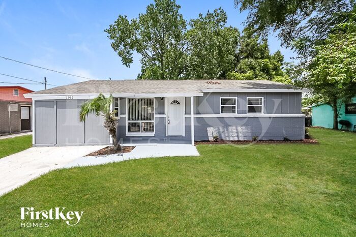Primary Photo - 7916 Bahia Ave