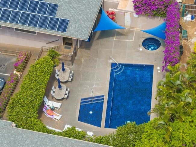Building Photo - 2br - Kihei Shores-Nice and Cool 2/2 Groun...