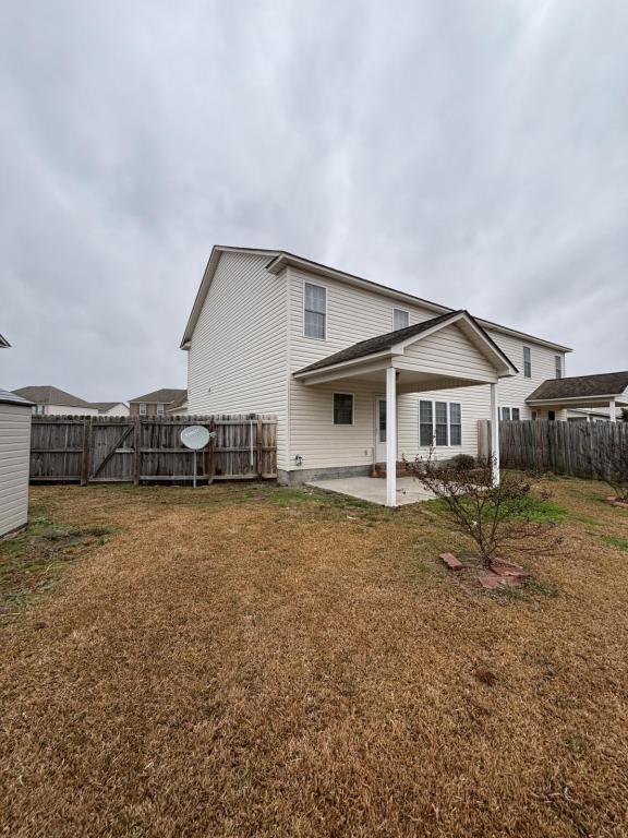 Building Photo - 3920 Sedona Dr