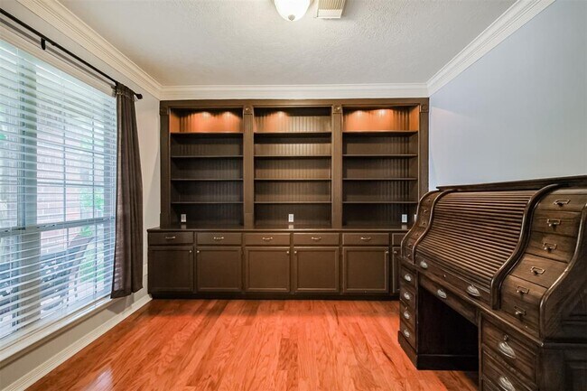 Building Photo - 24506 Screech Owl Ct