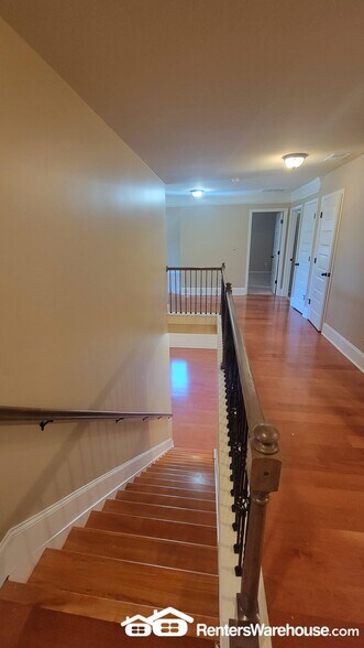 Building Photo - 420 Willie Kate Ln