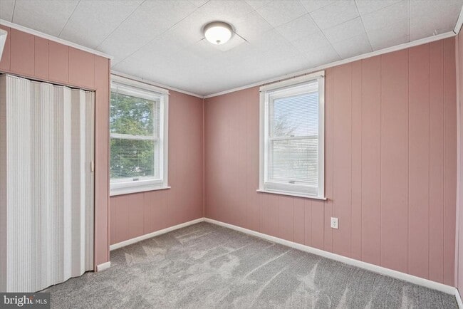 Building Photo - 429 Church St