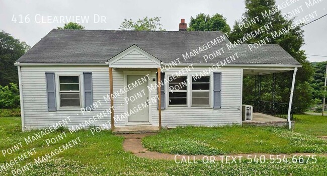 Primary Photo - 2 Bed 1 Bath in Martinsville! (EXCUSE THE ...