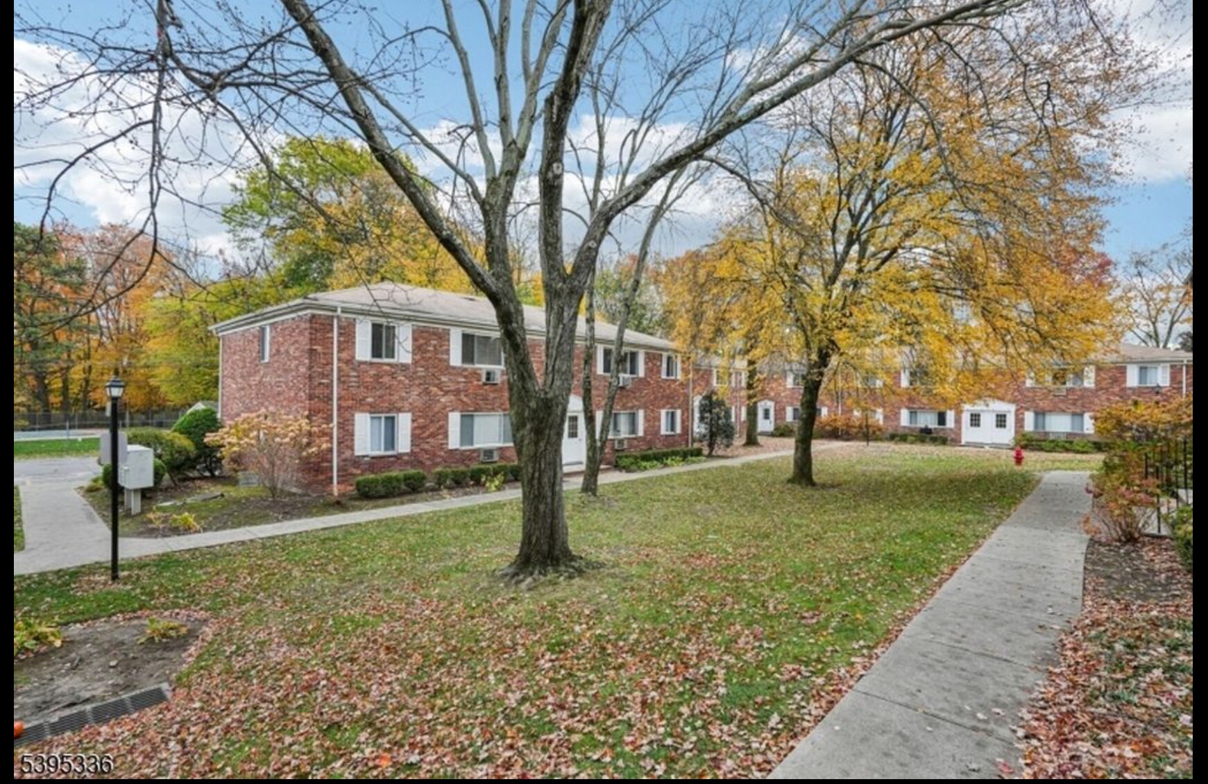 Building Photo - 189 Littleton Rd