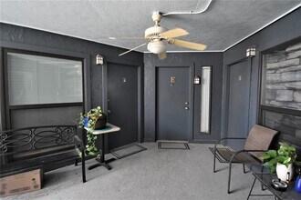 Building Photo - 909 FM 517 Rd E