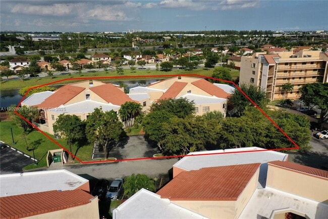 Building Photo - 10257 NW 9th St Cir