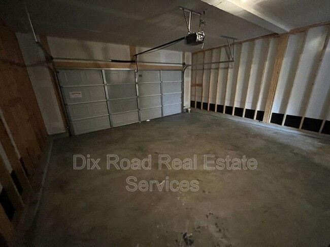 Building Photo - 505 Herbert Ave