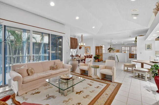 Building Photo - 5184 Lake Catalina Dr