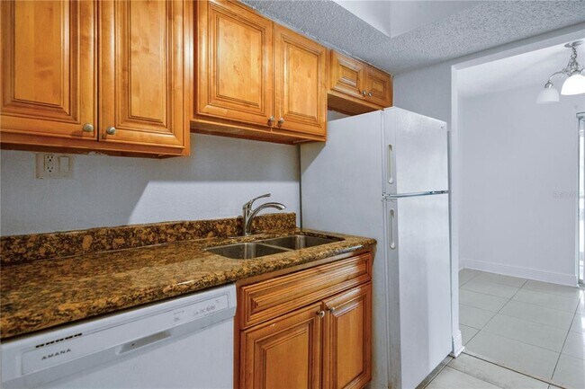 Building Photo - 4709 S Texas Ave