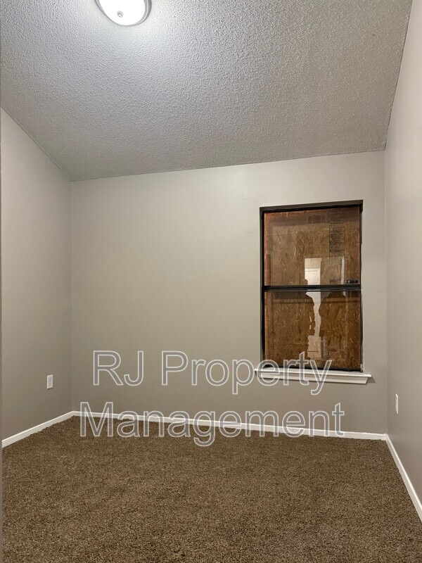 Building Photo - 3486 Meier Dr