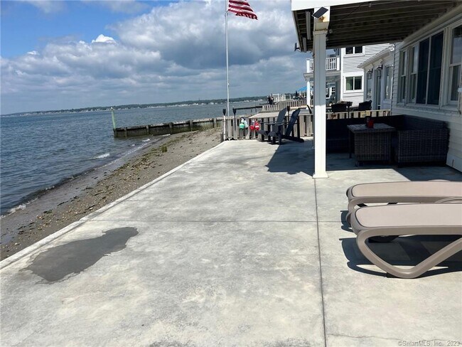 Building Photo - 145 Plum Bank Rd