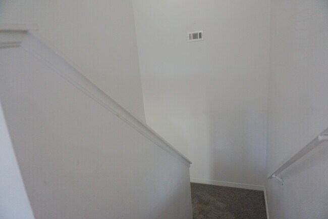 Building Photo - 111 Palmetto Dr