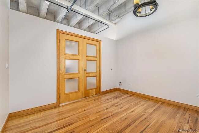 Building Photo - 1020 15th St