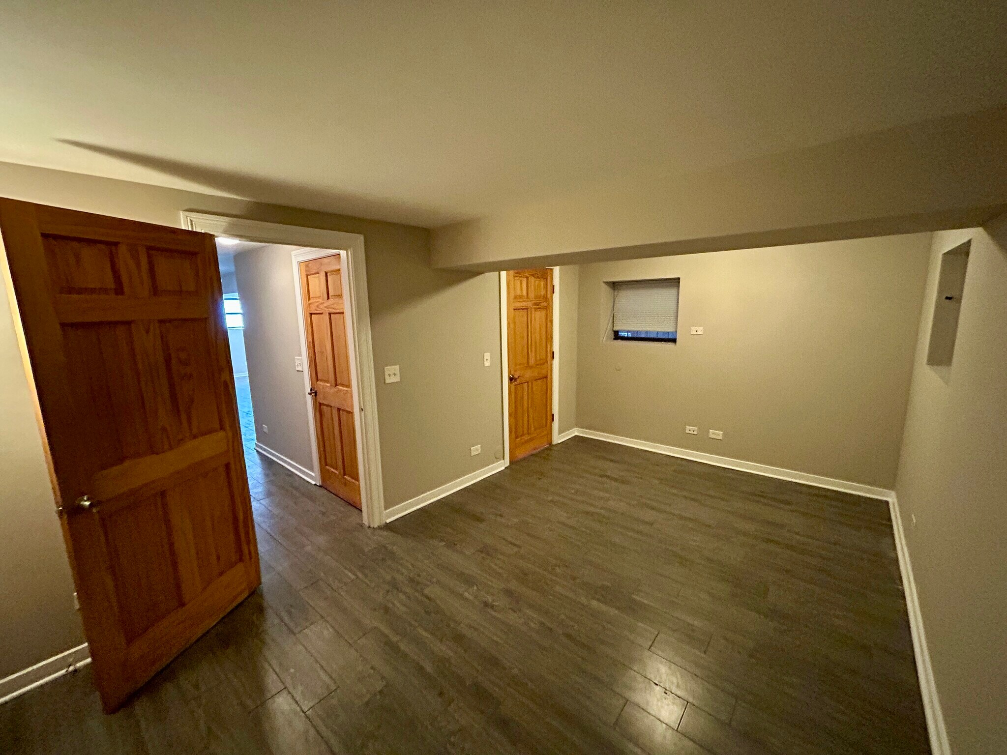 Building Photo - 1140 E Marquette Rd