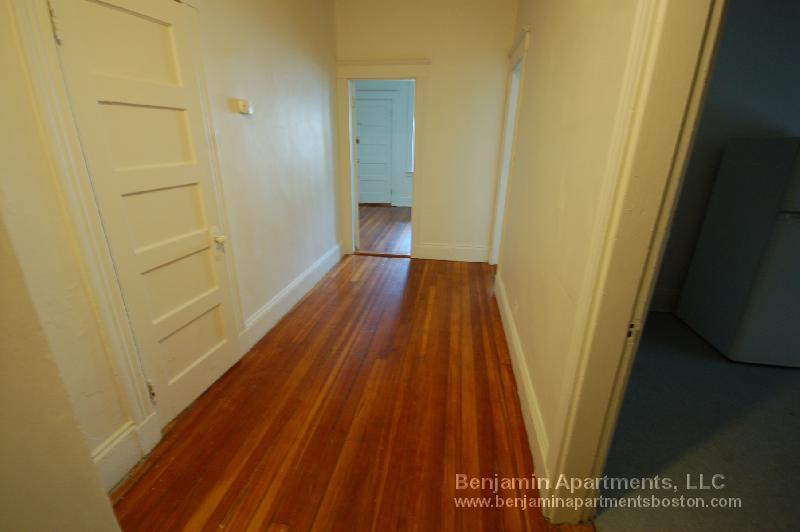 Building Photo - 1375 Commonwealth Ave