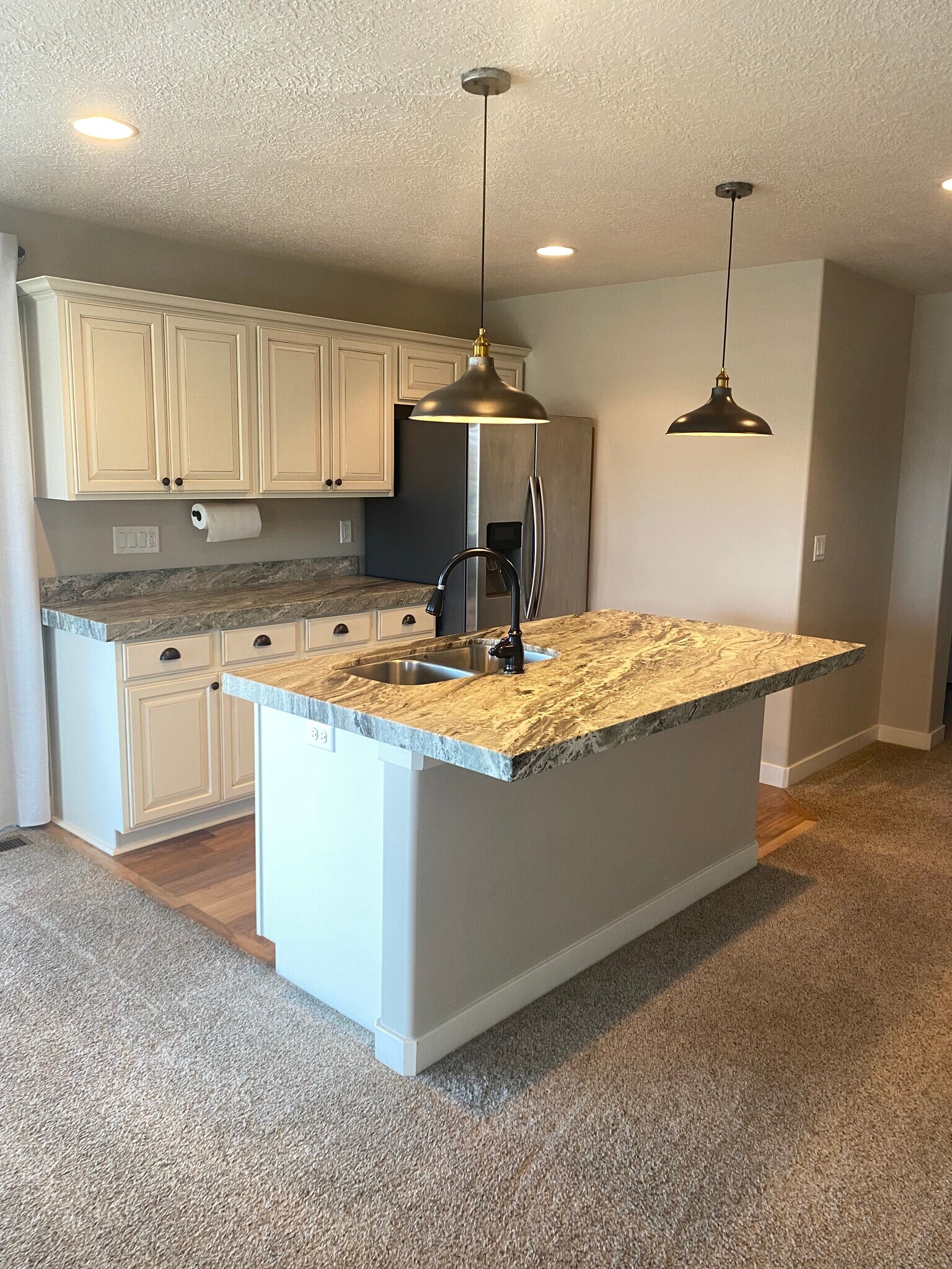 PARTY KITCHEN - 1159 W Jackson Ave