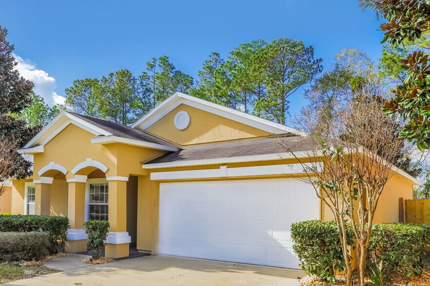Building Photo - 12568 White Cedar Trail