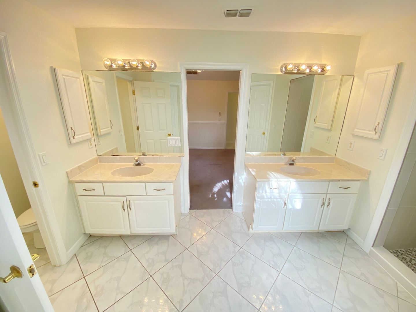 Building Photo - Wonderful 3/2 Home in the Arbor Club Community!