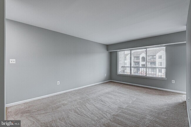 Building Photo - 9569 Coggs Bill Dr