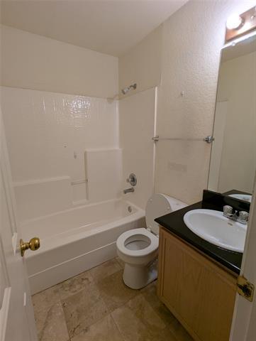 Building Photo - 1078 Springhill Dr