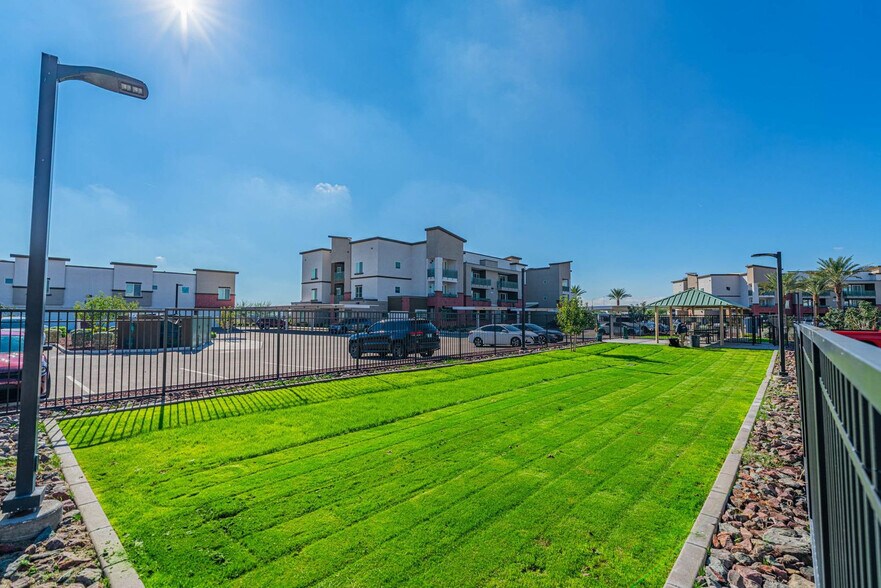 Building Photo - 9600 W Georgia Ave