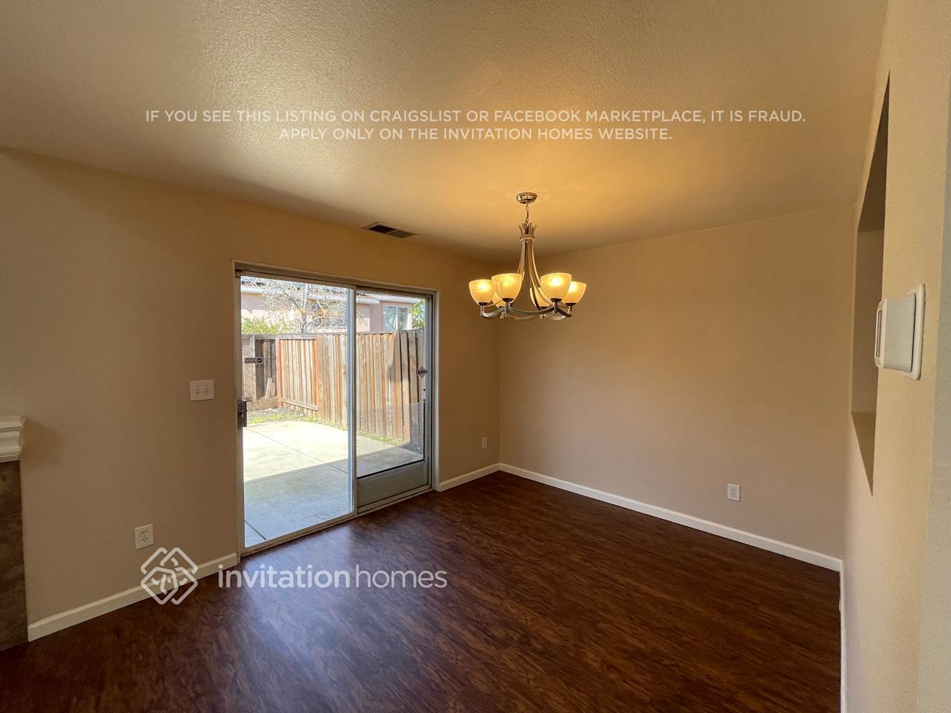 Building Photo - 1802 Gardenia Ct