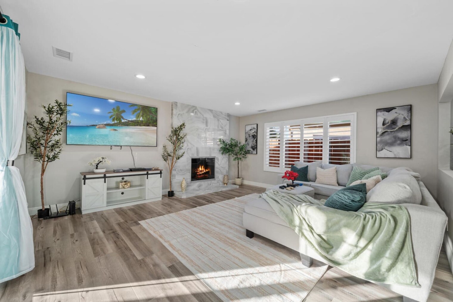 Building Photo - 7630 Andasol St