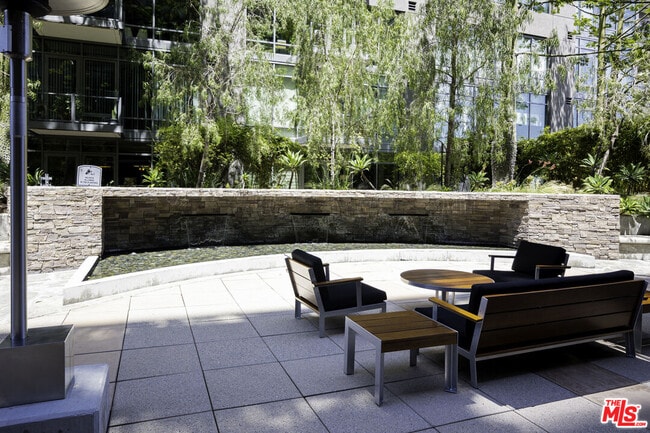 Building Photo - 1111 S Grand Ave